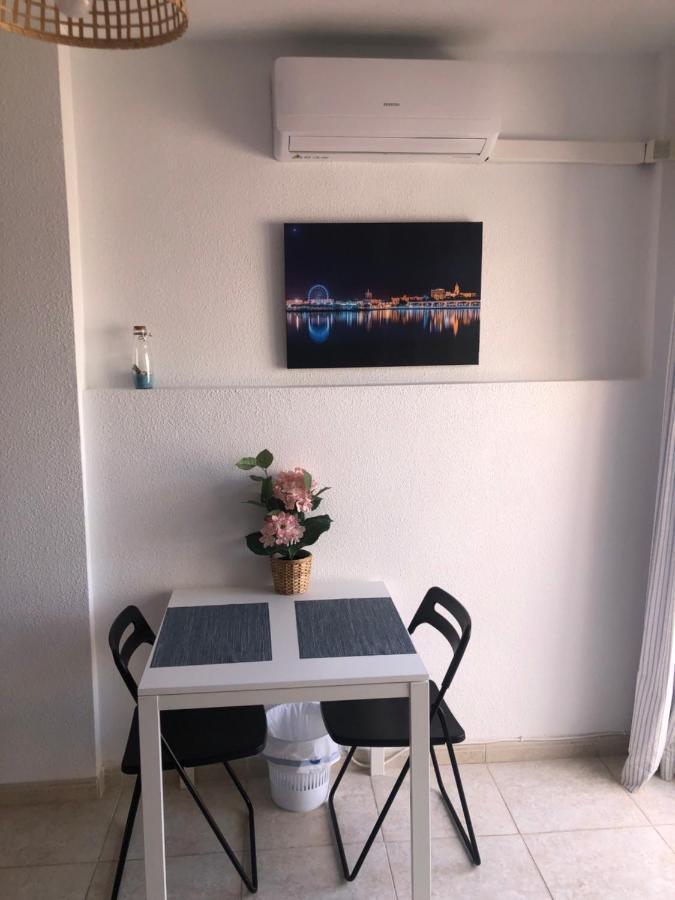 Habitacion Grande Con Terraza Privada, Malaga Centro Exterior foto
